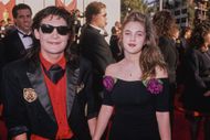 Barrymore and Feldman at the 61st Oscars in 1989 (Image via Vinnie Zuffante/Getty Images)